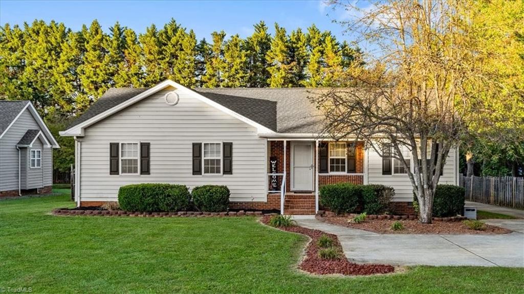5806 Old Oak Ridge Road A, Greensboro, NC 27410