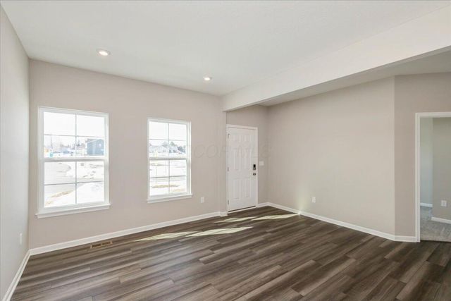 1055 Greenfield Drive, Marysville, OH 43040