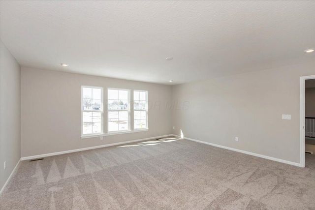 1055 Greenfield Drive, Marysville, OH 43040