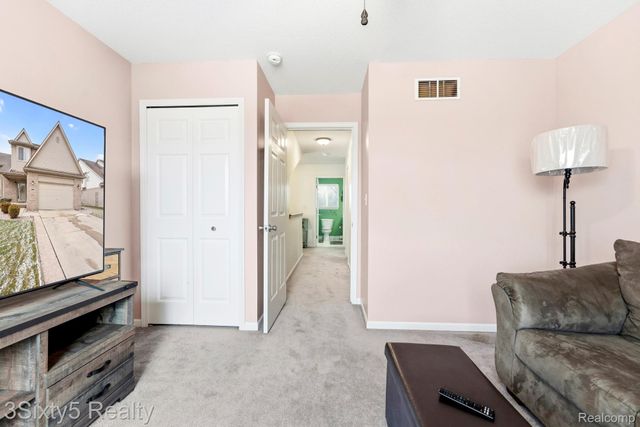 33188 Mallard Drive, Brownstown Charter Township, MI 48173