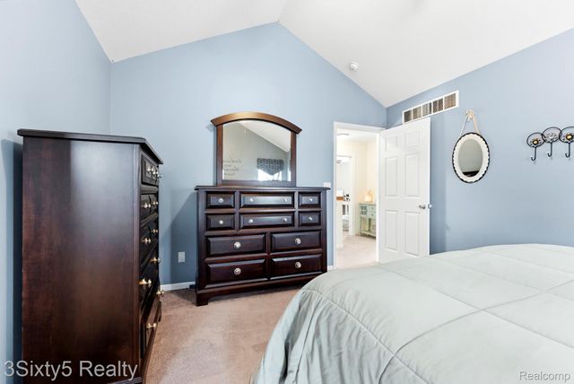 33188 Mallard Drive, Brownstown Charter Township, MI 48173