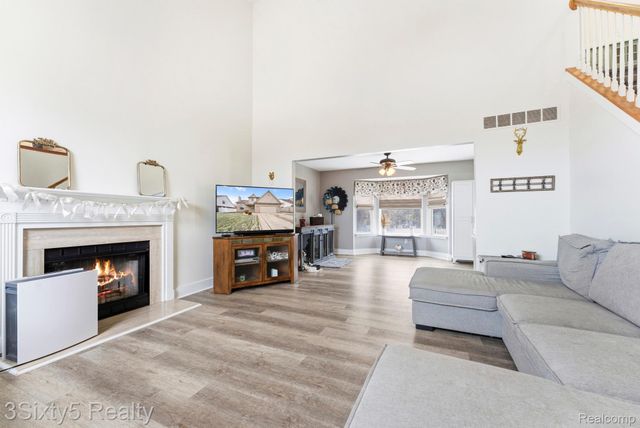 33188 Mallard Drive, Brownstown Charter Township, MI 48173