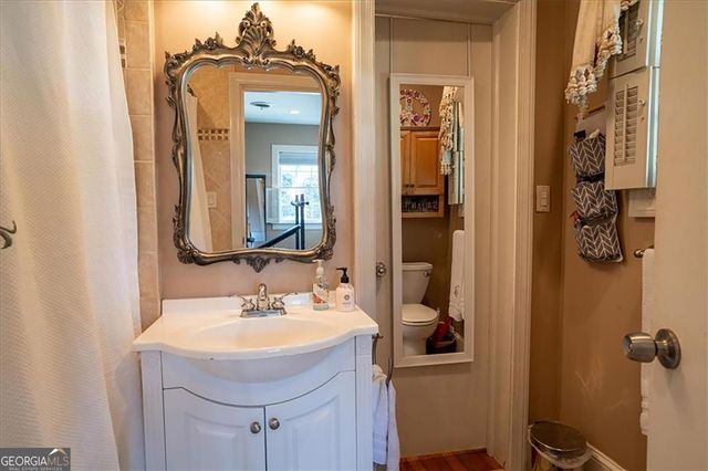 3179 E Wood Valley Road, Atlanta, GA 30327