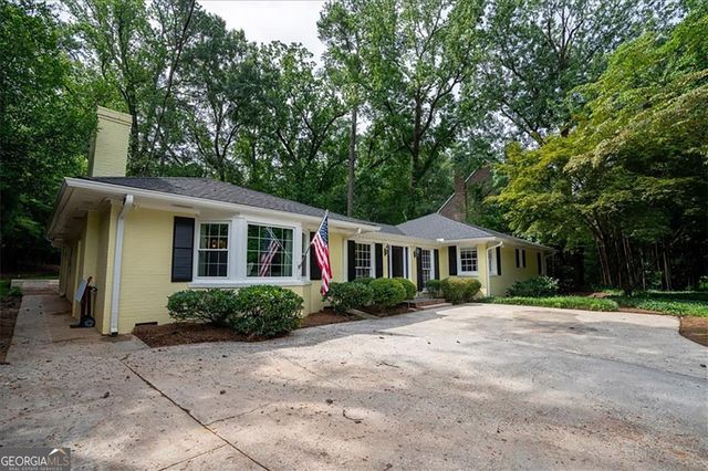 3179 E Wood Valley Road, Atlanta, GA 30327