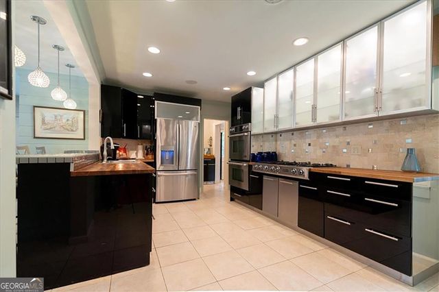 3179 E Wood Valley Road, Atlanta, GA 30327