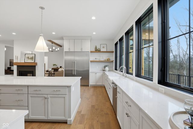 6761 Wellington Circle, Zionsville, IN 46077