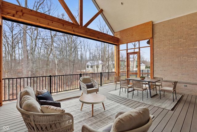 6761 Wellington Circle, Zionsville, IN 46077