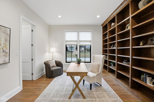 6761 Wellington Circle, Zionsville, IN 46077