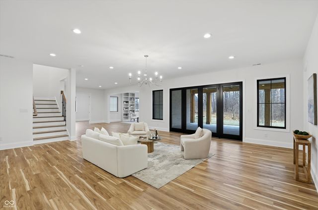 6761 Wellington Circle, Zionsville, IN 46077