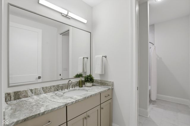 6761 Wellington Circle, Zionsville, IN 46077