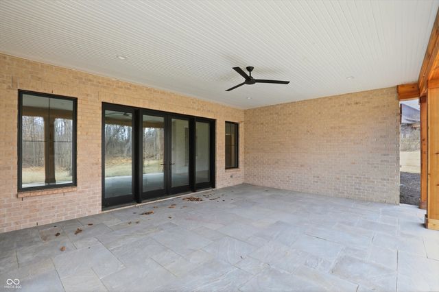 6761 Wellington Circle, Zionsville, IN 46077