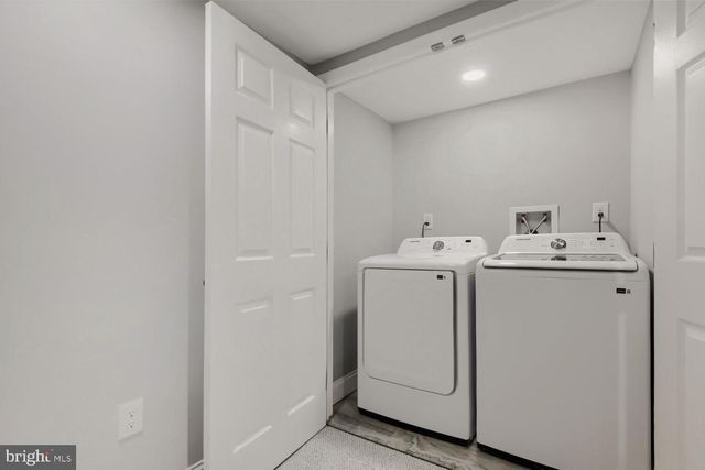 696 W MAPLE RD, Linthicum Heights, MD 21090