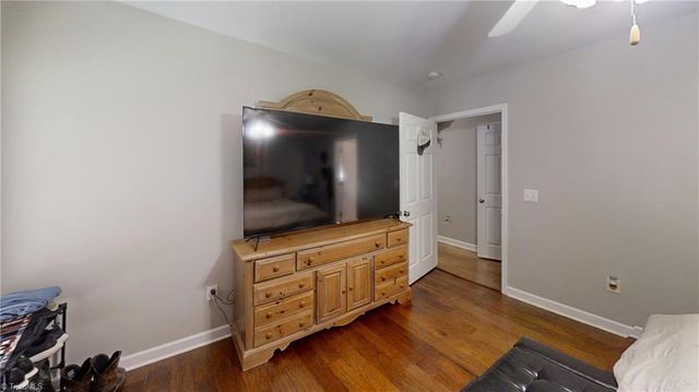 73 Harris Farm Court, Thomasville, NC 27360