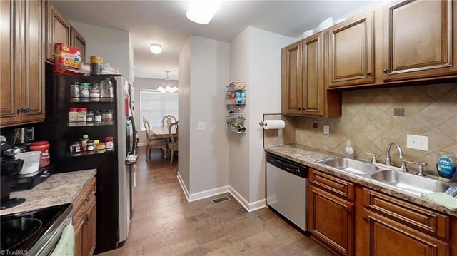 73 Harris Farm Court, Thomasville, NC 27360