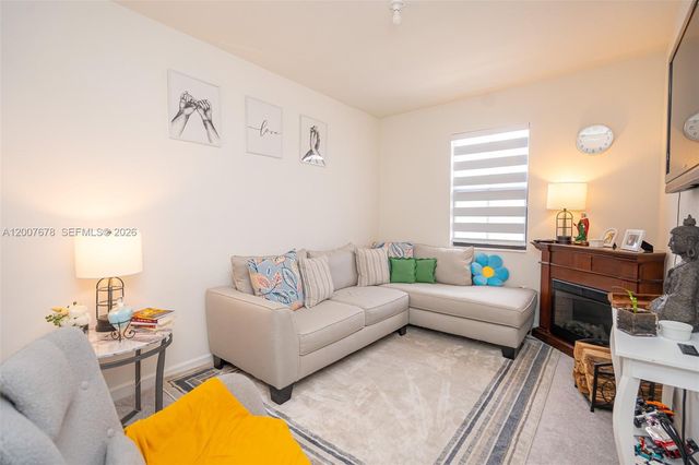 28643 SW 129th Ct, Homestead, FL 33033