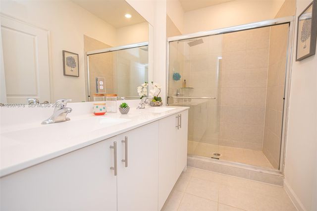 28643 SW 129th Ct, Homestead, FL 33033