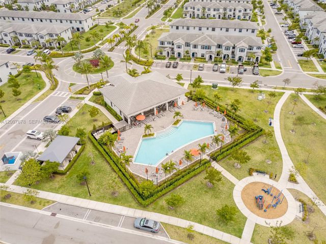 28643 SW 129th Ct, Homestead, FL 33033