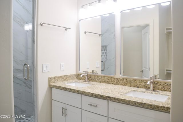 1795 Laponia, Rio Rico, AZ 85648