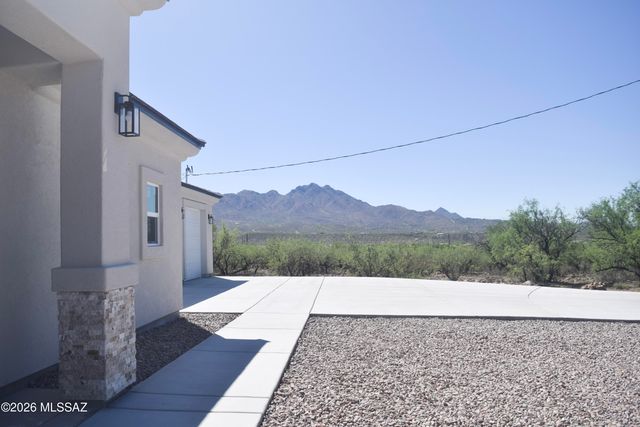 1795 Laponia, Rio Rico, AZ 85648