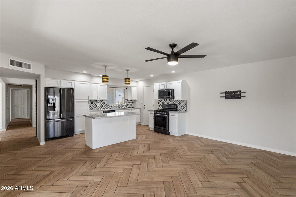 3127 W YUCCA Street, Phoenix, AZ 85029 — photo 5