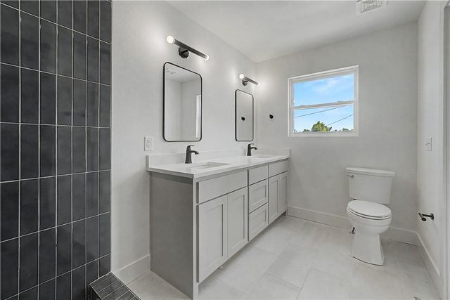 602 N 6th, Rogers, AR 72756
