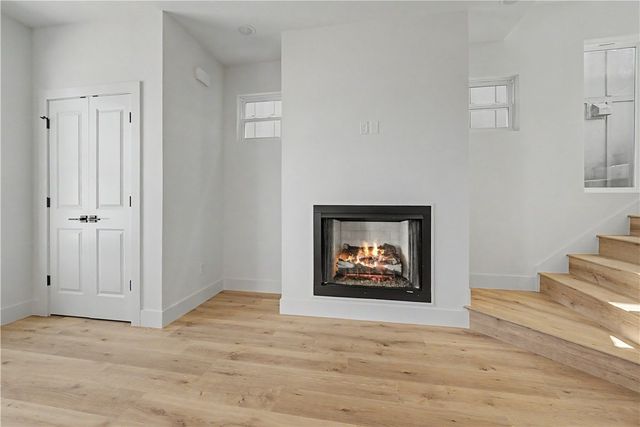 602 N 6th, Rogers, AR 72756