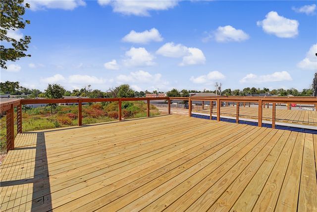 602 N 6th, Rogers, AR 72756