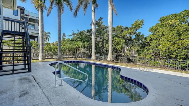771 MARBURY LANE, Longboat Key, FL 34228
