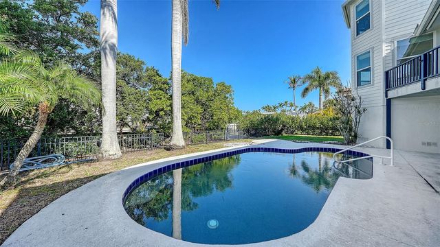 771 MARBURY LANE, Longboat Key, FL 34228