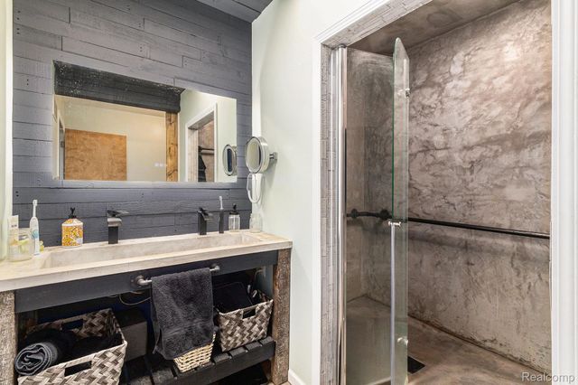 5085 Curtis Road, Arcadia Township, MI 48412