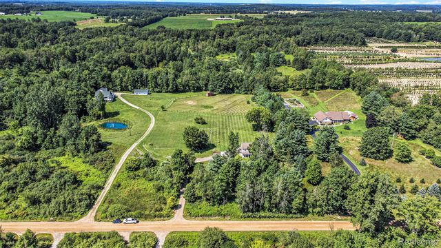 5085 Curtis Road, Arcadia Township, MI 48412