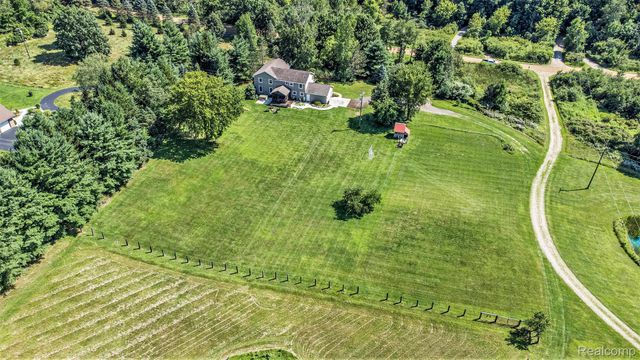 5085 Curtis Road, Arcadia Township, MI 48412