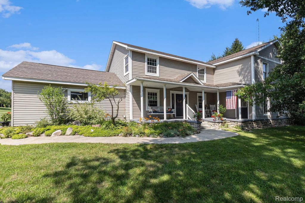 5085 Curtis Road, Arcadia Township, MI 48412