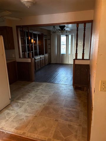 102 K St, Elgin, OK 73538