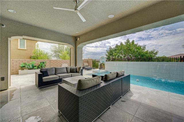 260 Tarragona Breeze Avenue, Las Vegas, NV 89138