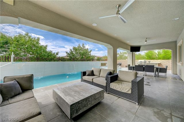 260 Tarragona Breeze Avenue, Las Vegas, NV 89138