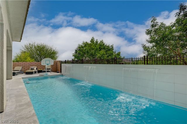 260 Tarragona Breeze Avenue, Las Vegas, NV 89138