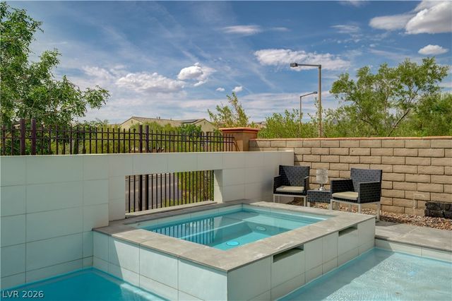 260 Tarragona Breeze Avenue, Las Vegas, NV 89138
