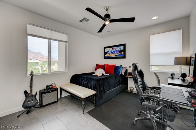 260 Tarragona Breeze Avenue, Las Vegas, NV 89138