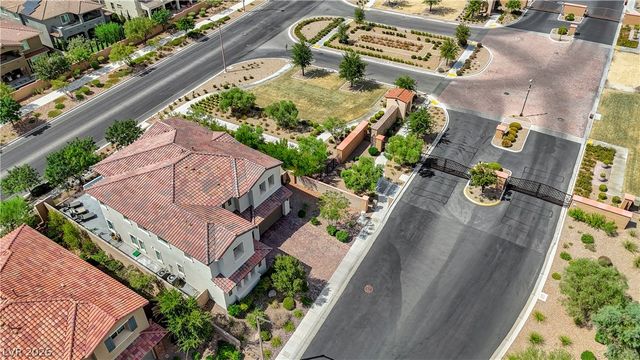 260 Tarragona Breeze Avenue, Las Vegas, NV 89138