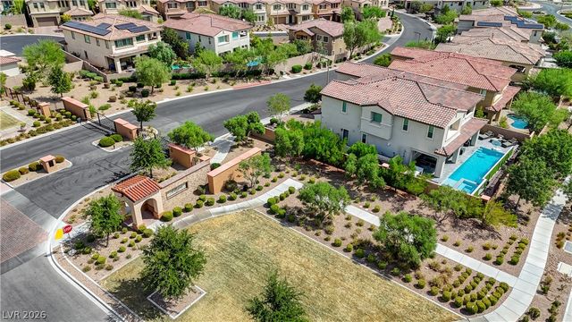 260 Tarragona Breeze Avenue, Las Vegas, NV 89138
