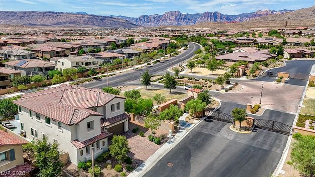 260 Tarragona Breeze Avenue, Las Vegas, NV 89138