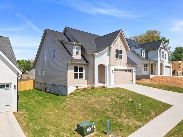 2051 Paige Meadows Court, Hixson, TN 37343