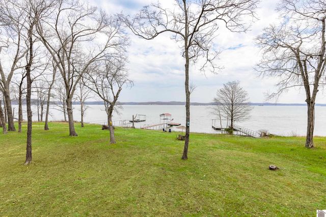 276 Lakeshore Drive, New Concord, KY 42076