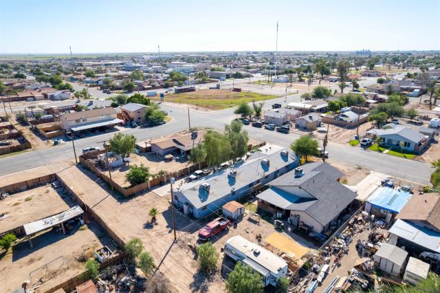 316 W Barbara St, Calipatria, CA 92233