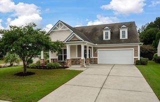 521 Tranquil Waters Way, Summerville, SC 29486