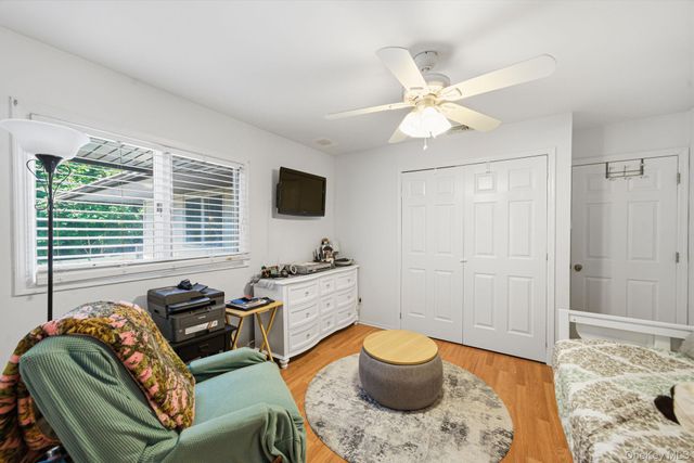 37 Coe Place, Huntington Station, NY 11746