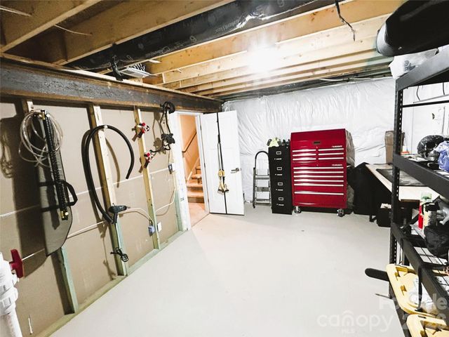 7708 W Berkeley Road, Denver, NC 28037