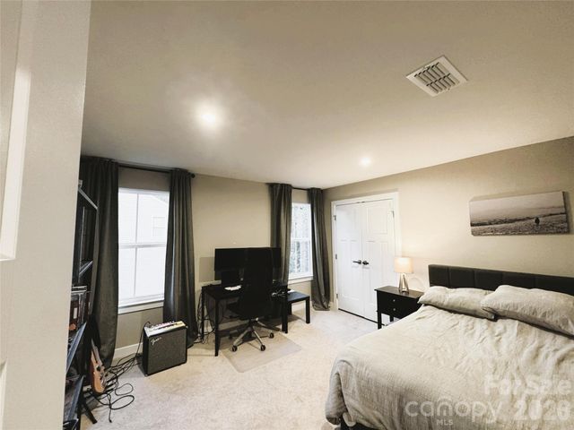 7708 W Berkeley Road, Denver, NC 28037