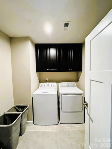 7708 W Berkeley Road, Denver, NC 28037